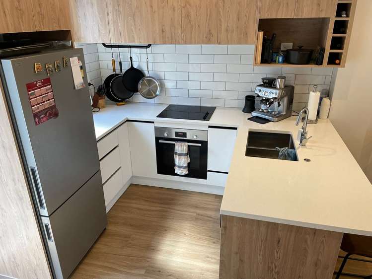 4/22 Coniston Avenue Te Atatu South_1