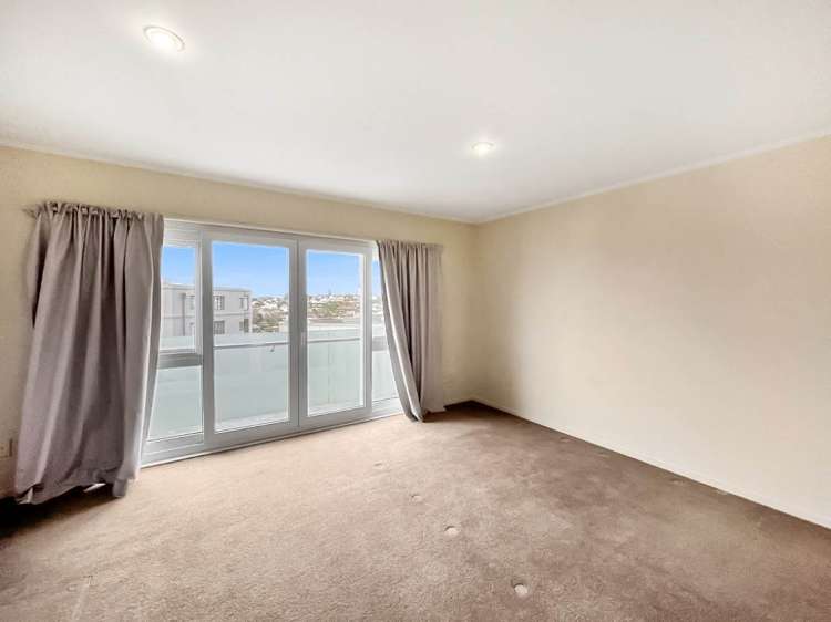 Broadway Newmarket_5