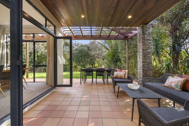 11 Churchouse Road Greenhithe_2