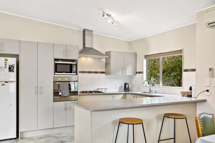 44a Yeovil Road Te Atatu Peninsula_12