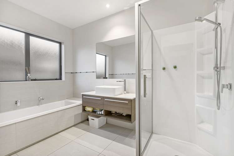 19 Andalusian Way Karaka_9