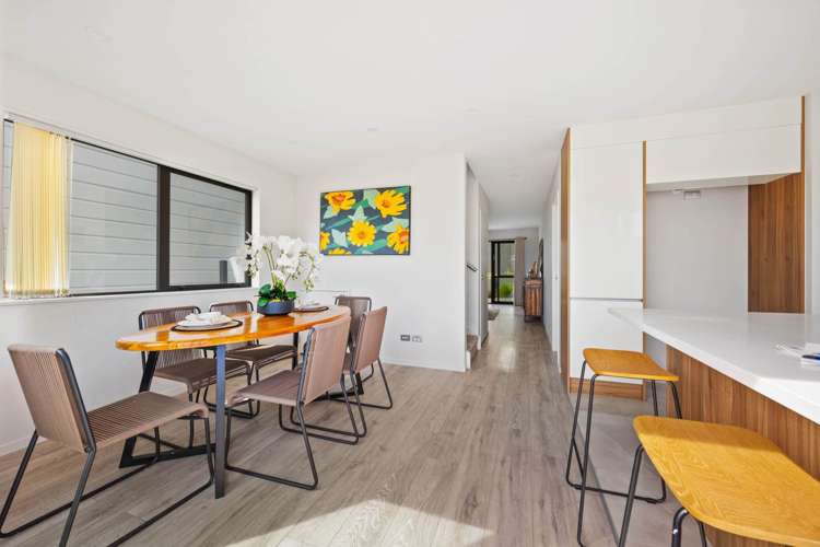 13B Kingussie Place Highland Park_8