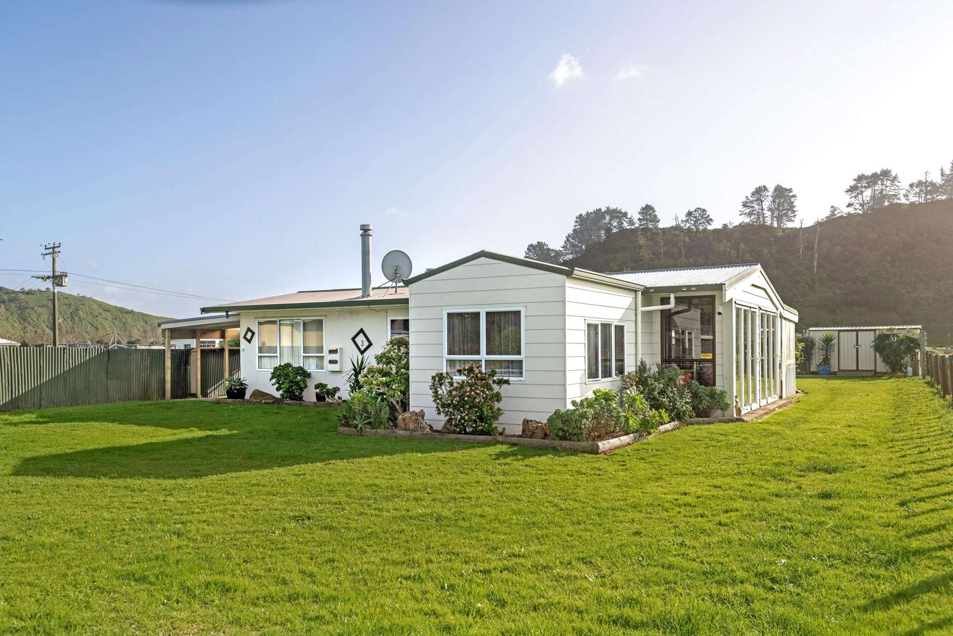 3 Banks Street Tolaga Bay_0