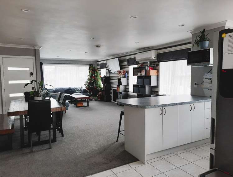 402 Murdoch Road West Raureka_5