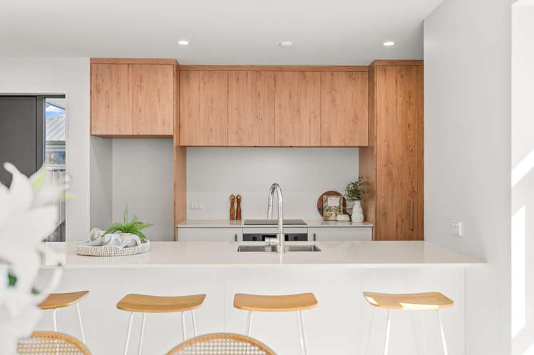 4/92 Claridges Road_1