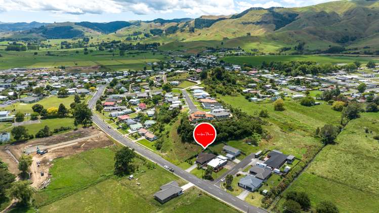 86 Norwood Road Paeroa_17