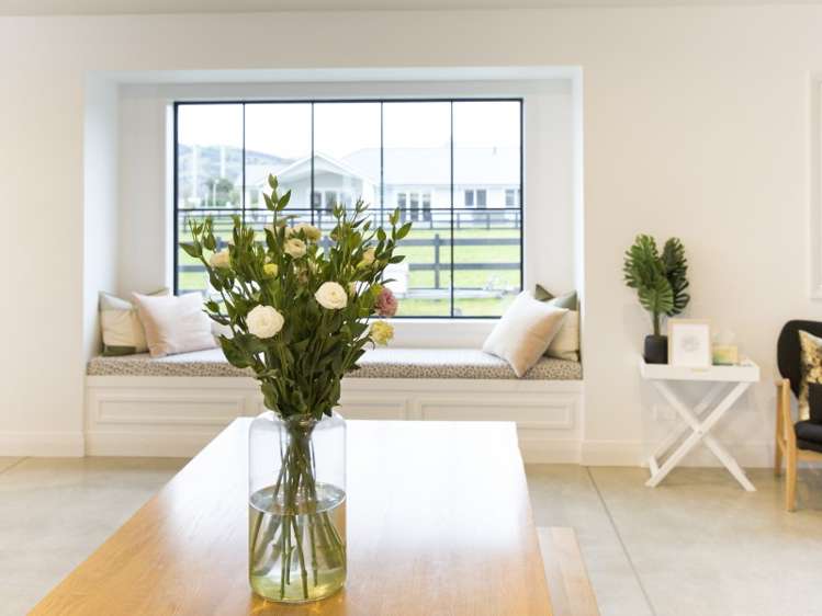 11 Alan Livingston Drive Cambridge_9