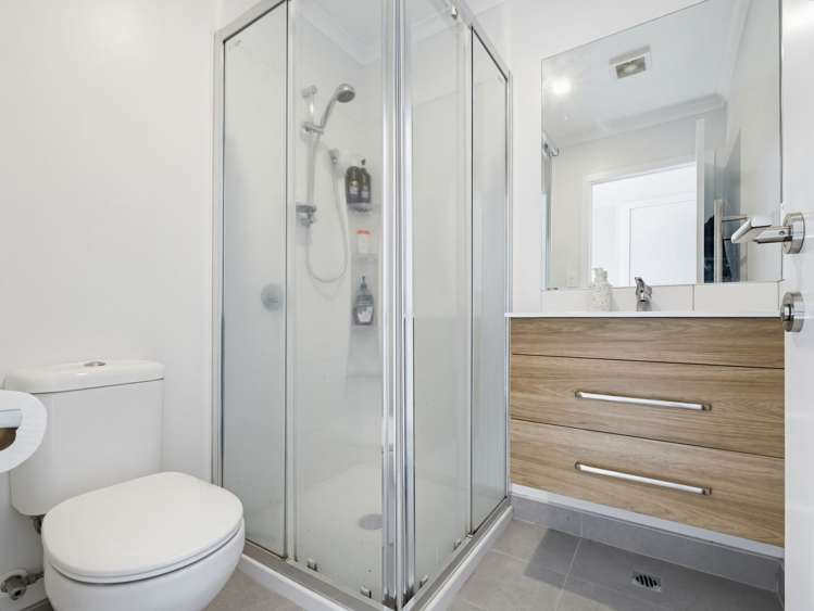 7 Wharara Lane Massey_11