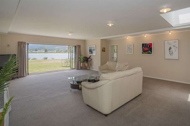 10 Marquet Place Tairua_40