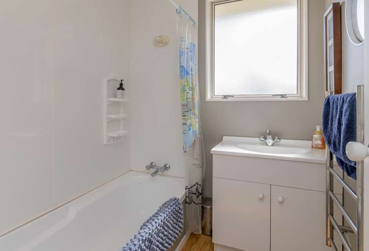 13 Drake Street Waikawa Beach_17