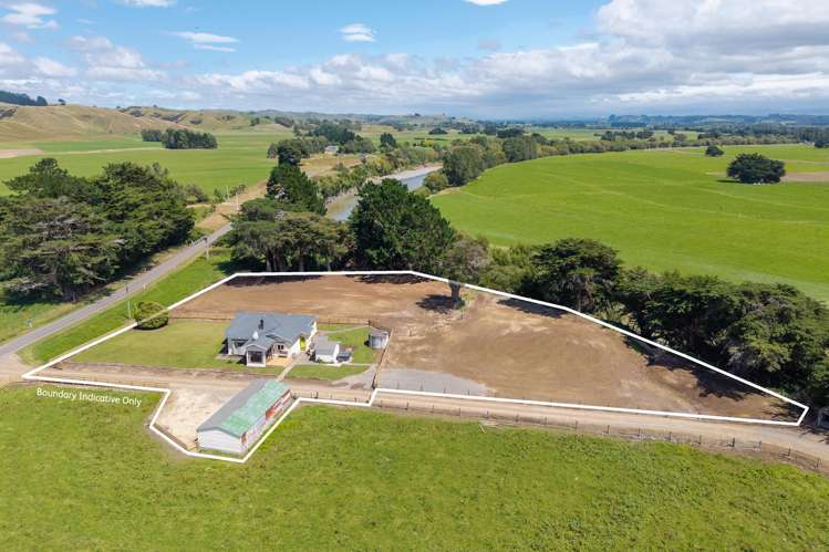 211 River Road Kumeroa_16