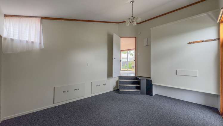 8 Herries Street Te Aroha_13