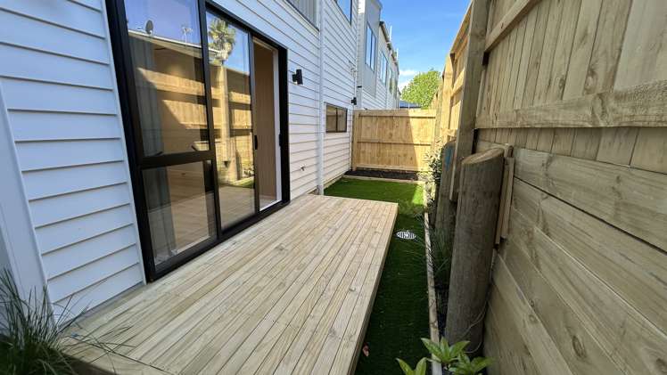 2/59 Howe Street Howick_14