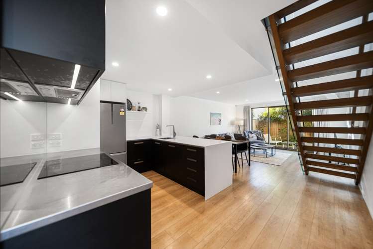 2/441 Madras Street_4