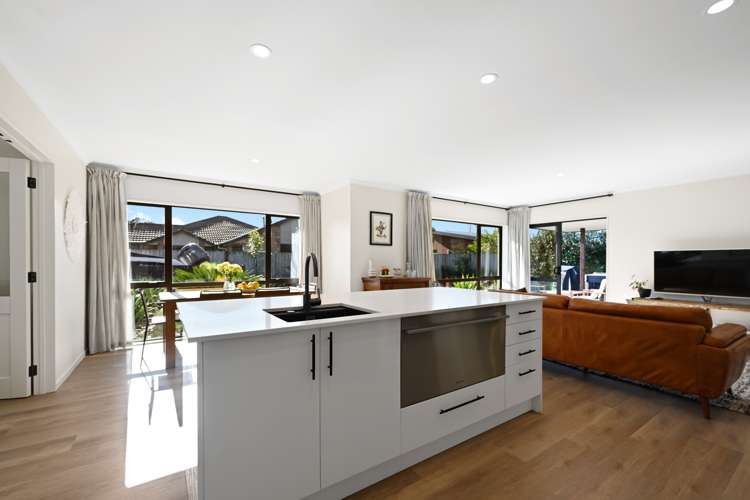 27 Ravenscourt Place Huntington_2