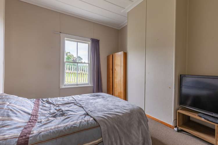 48 Totara Street Ravensbourne_12