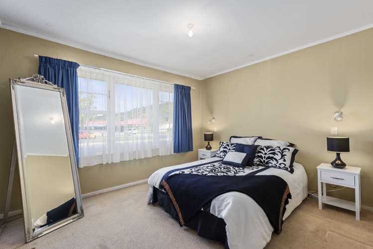17 California Drive Totara Park_6