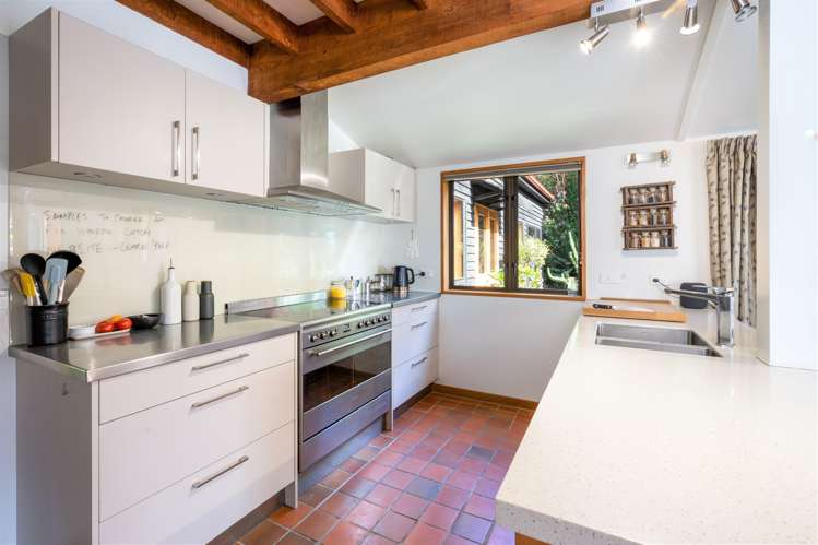 15 Robin Lane Saint Leonards_7