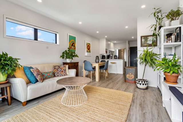 23/137 Hall Avenue Favona_1