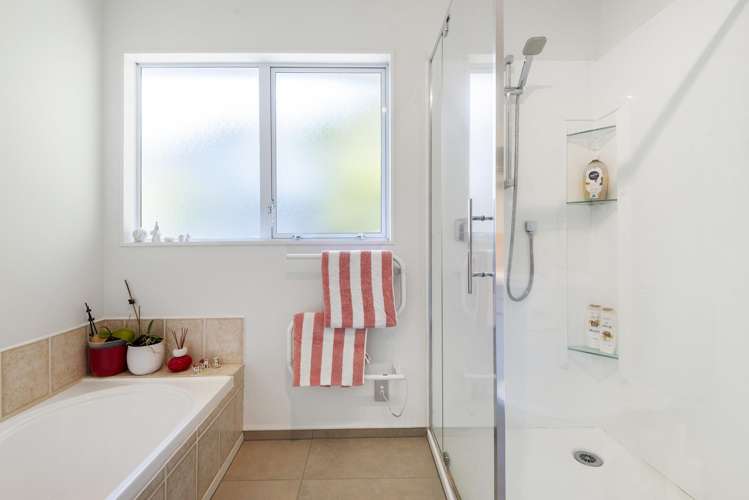 3/62a Lynden Avenue Hillcrest_17