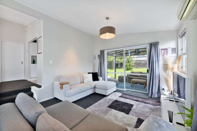 11 Allington Road Massey_5