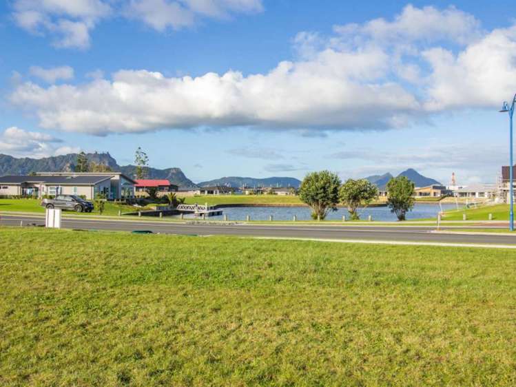 6 Waitemata Drive One Tree Point_0