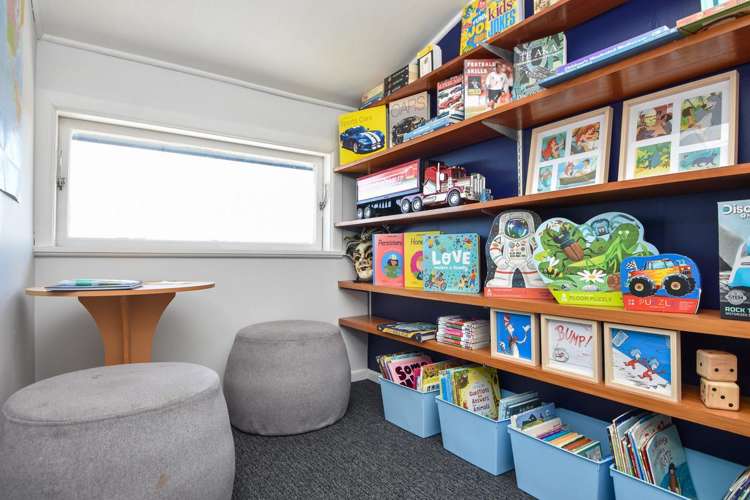 10 Fairbrother Street Carterton_17