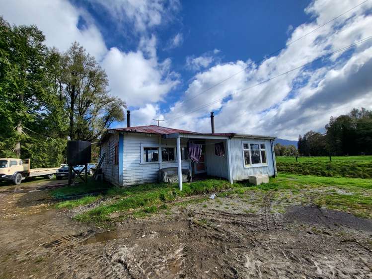 774 Atarau Road Atarau_15