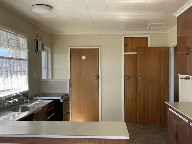 46 Hume Street Waitara_7