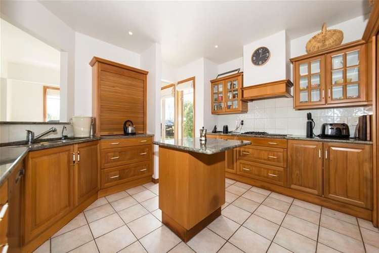 52 Shepherds Lane Flat Bush_12