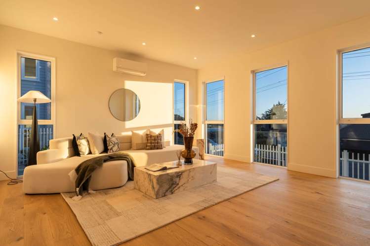 14,16 & 18 William Souter Street Forrest Hill_9