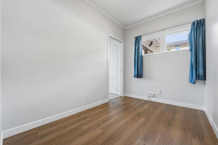 46 Miro Street New Lynn_16