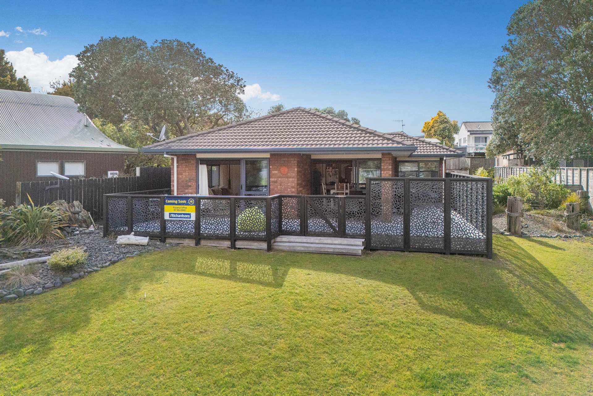 4 Ajax Head Pauanui_0