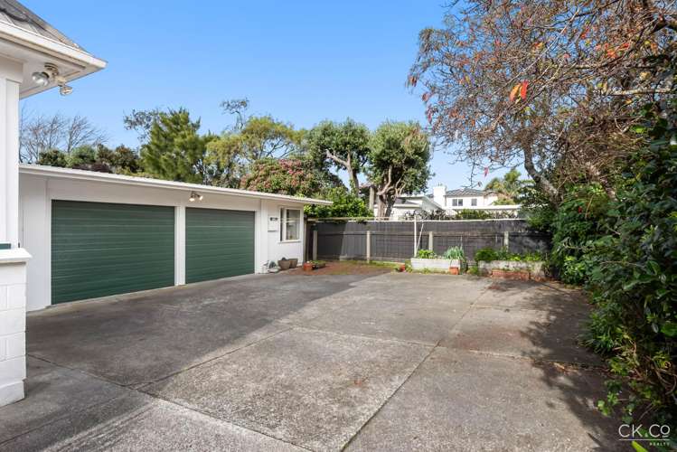 17 Chilton Grove Lower Hutt_28