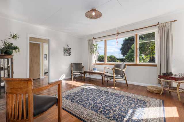 166 Wellington Road Paekakariki_4