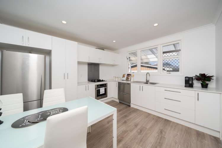 1/182 Hutt Road Petone_3