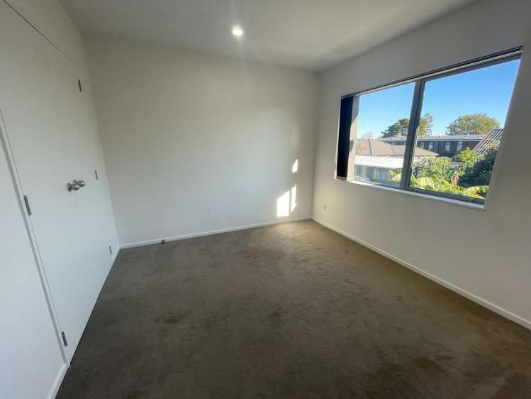 28e Franklyne Road Otara_13