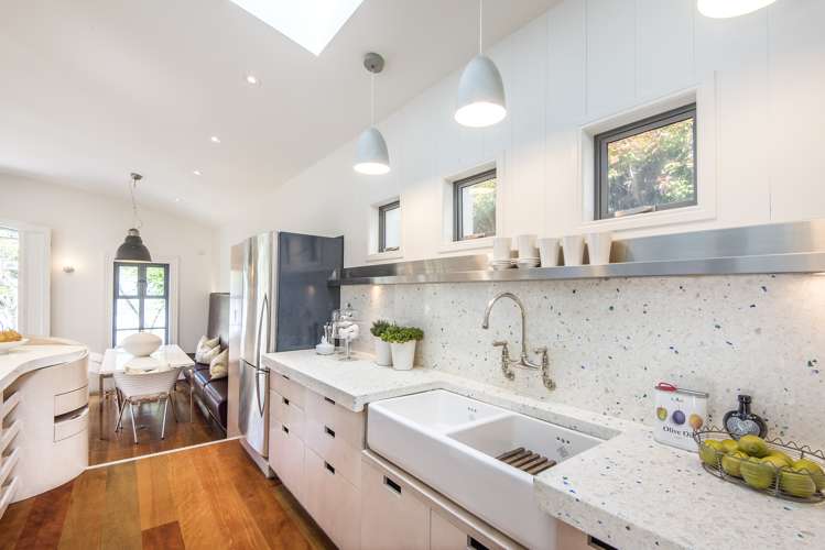 8 Arawa Avenue Devonport_10