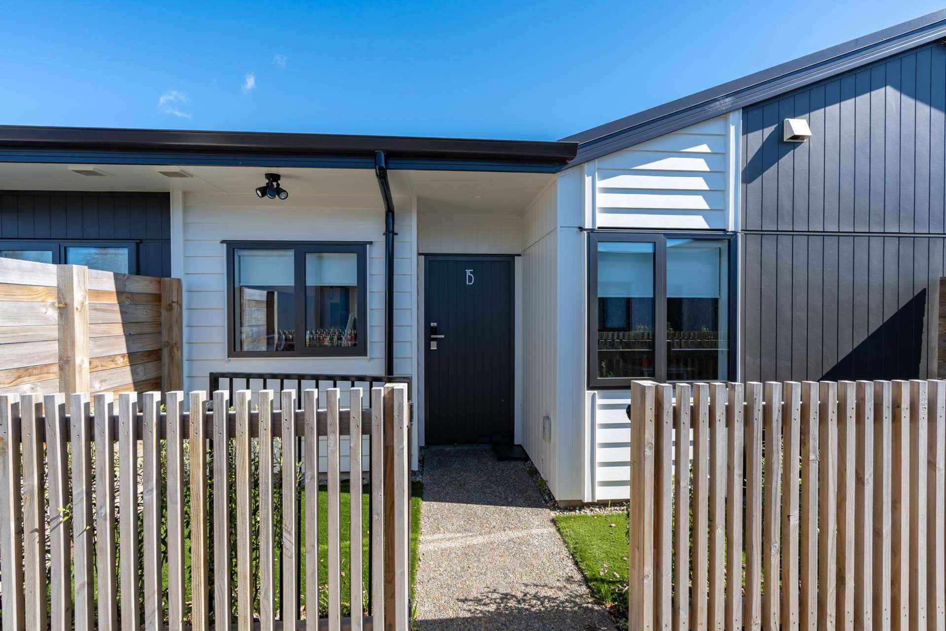 15/425 Dey Street Hamilton East_0