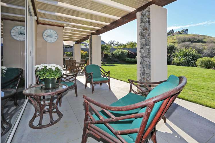 137 Kent Terrace Taradale_16