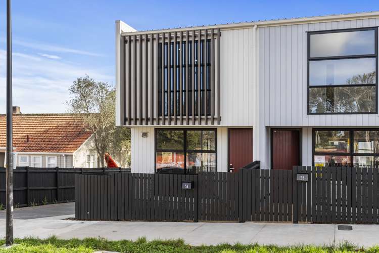 5a Range View Road Mount Albert_16