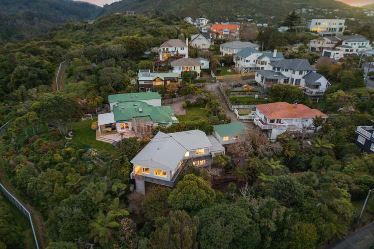 113 Messines Road Karori Central_1