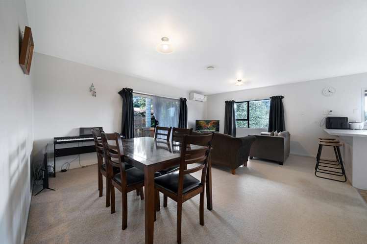 2/191 Don Buck Road Massey_13