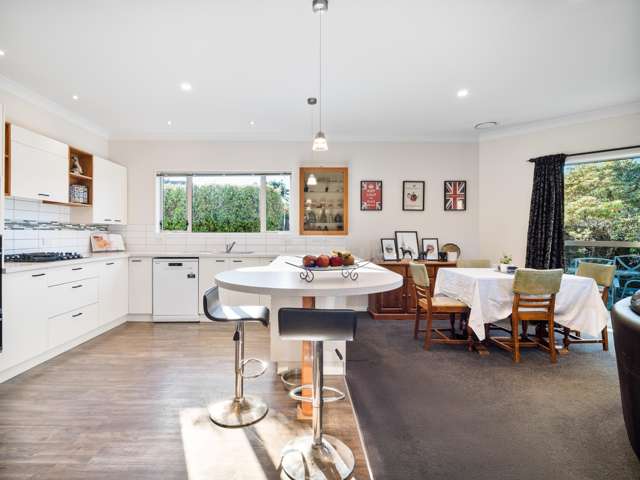 15 Sutton Place Dallington_3