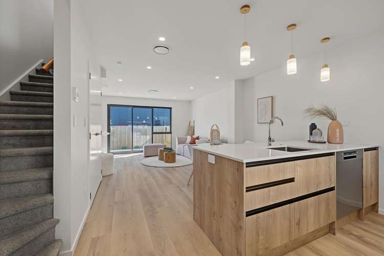 2/6 Gilberthorpes Road_1