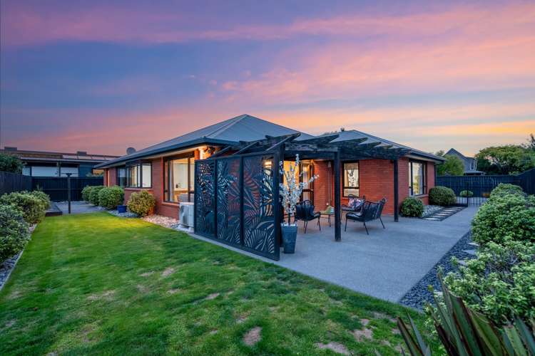 81 Chartwell Street Burwood_6