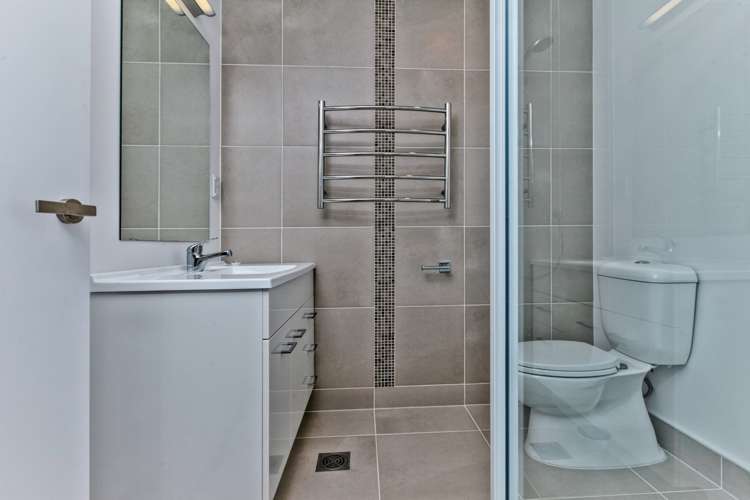 319/17 Link Crescent Stanmore Bay_9