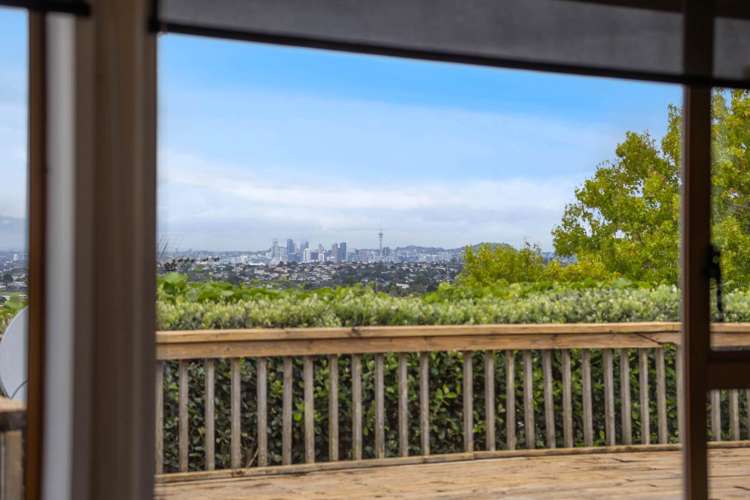 21 Sunset Road Totara Vale_10