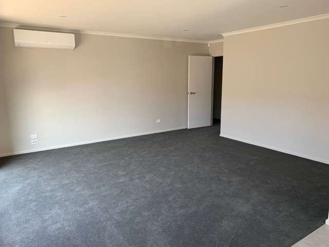 8 Dida Park Drive Kumeu_4