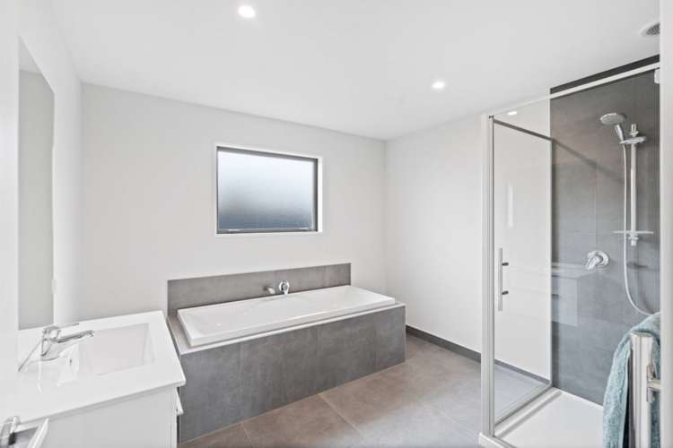 22 Leader Street Marshland_13